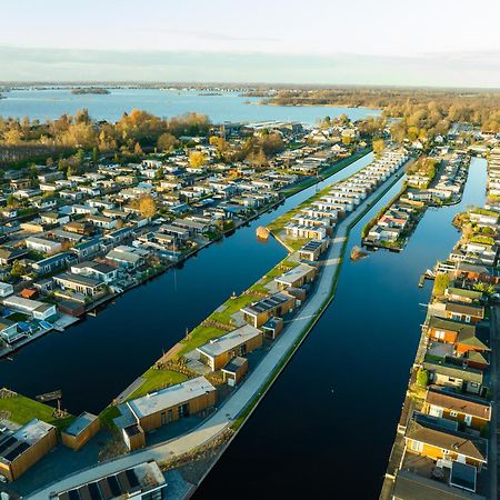 Marinapark Residentie Nieuw Loosdrecht 빌라 외부 사진