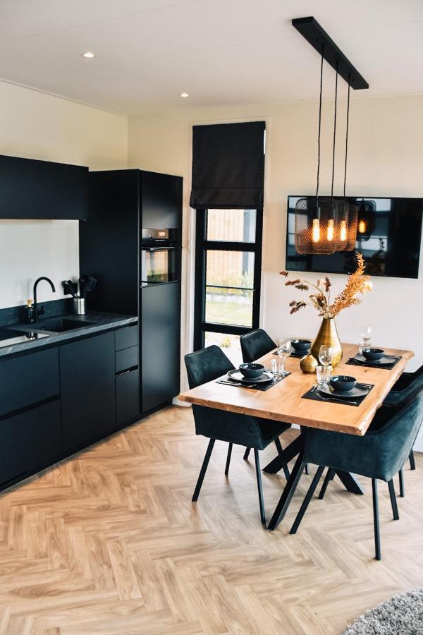 Marinapark Residentie Nieuw Loosdrecht 빌라 외부 사진